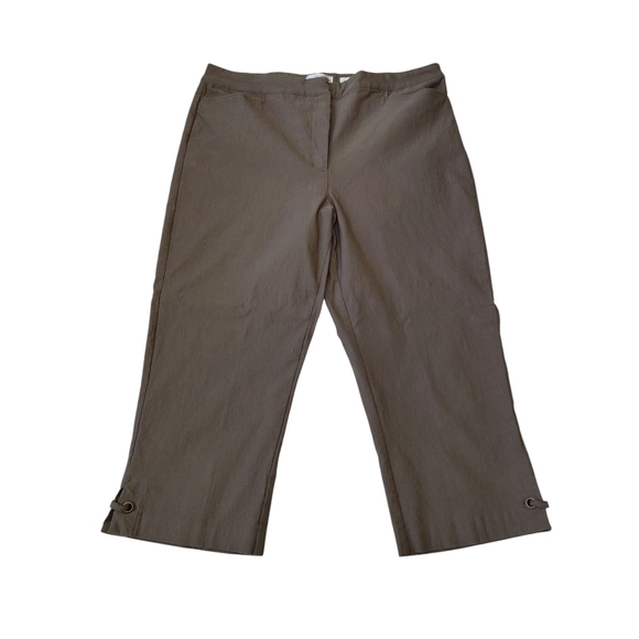 Northern Reflections Brown Capris - Picture 1 of 7
